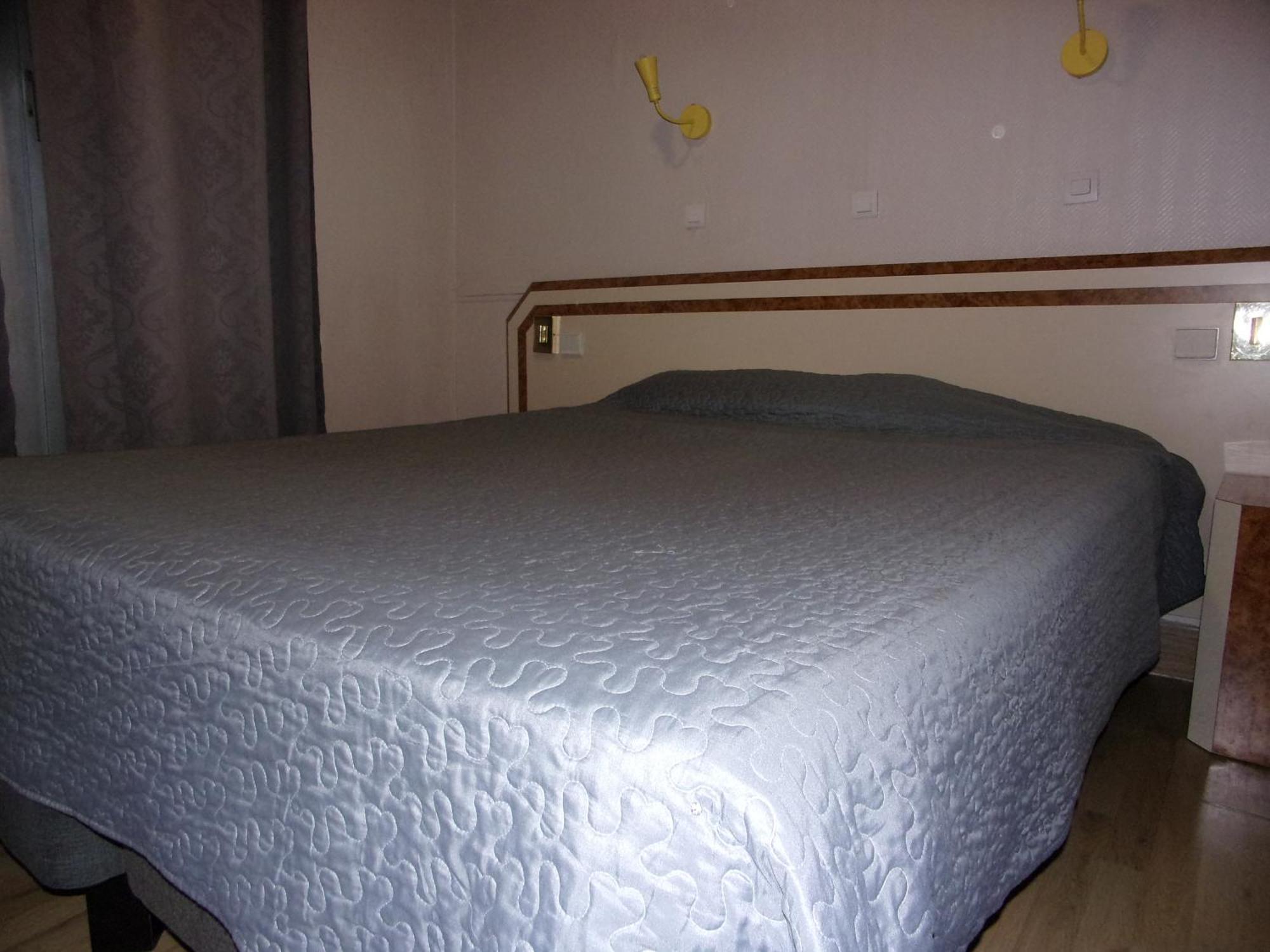 Hotel De Lorraine Париж Екстериор снимка