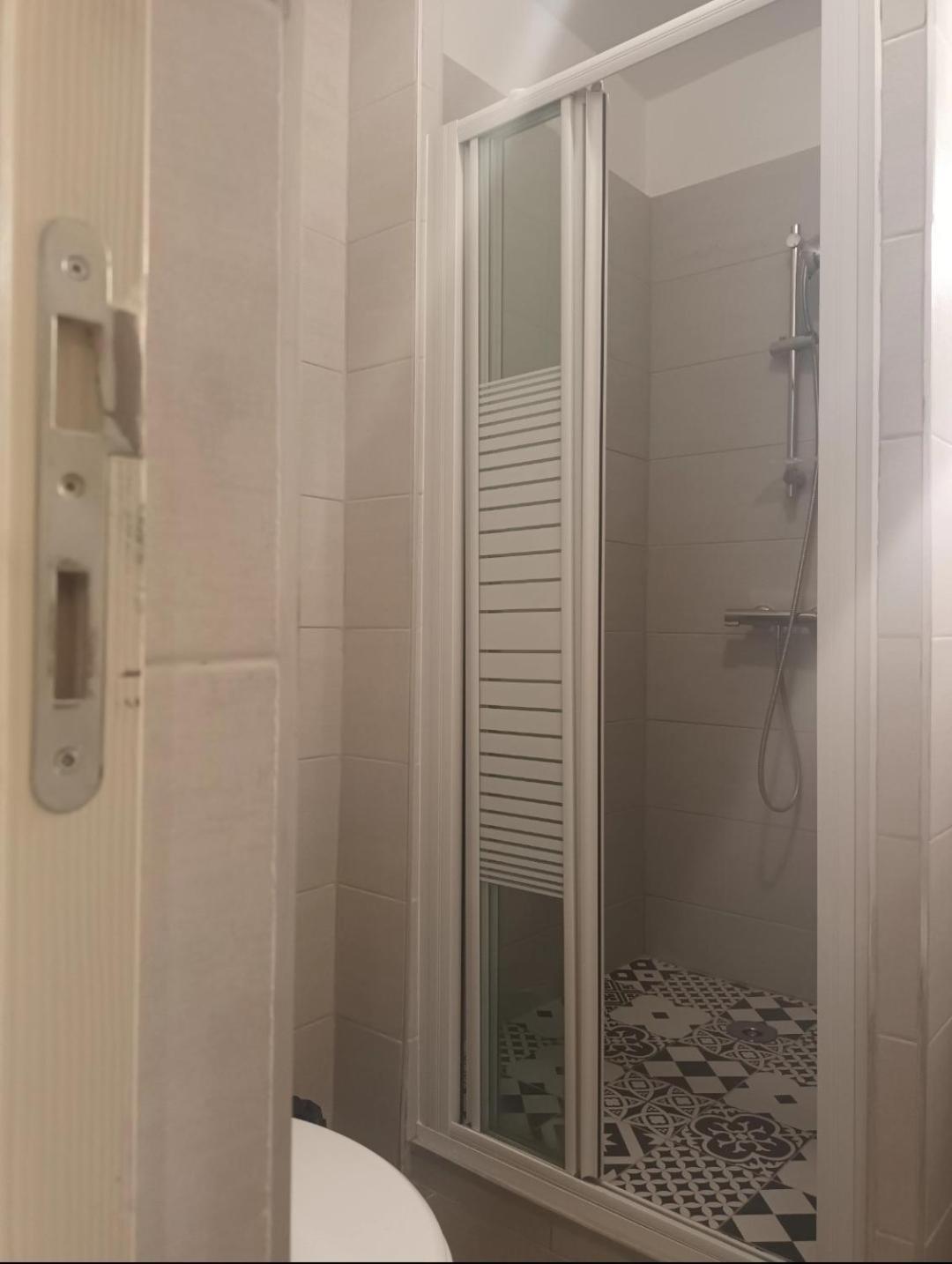 Hotel De Lorraine Париж Екстериор снимка